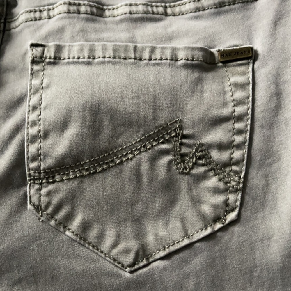 Max Jeans size 6 skinny light green